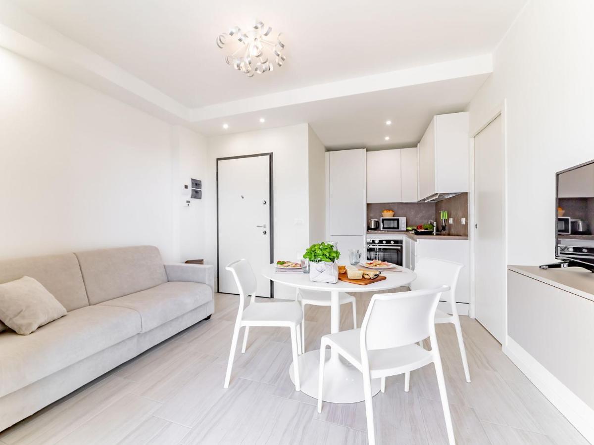 Michelangelo With Swimming Pool And Terrace Apartment Borghetto Santo Spirito Luaran gambar